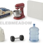 What Weighs 20 Pounds? 15 Common Things That Weigh 20 Pounds